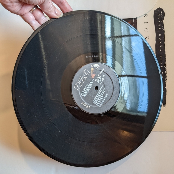 SOLD** Rick Astley Never Gonna Give You Up 12" inch vinyl remix - Picture 7 of 10